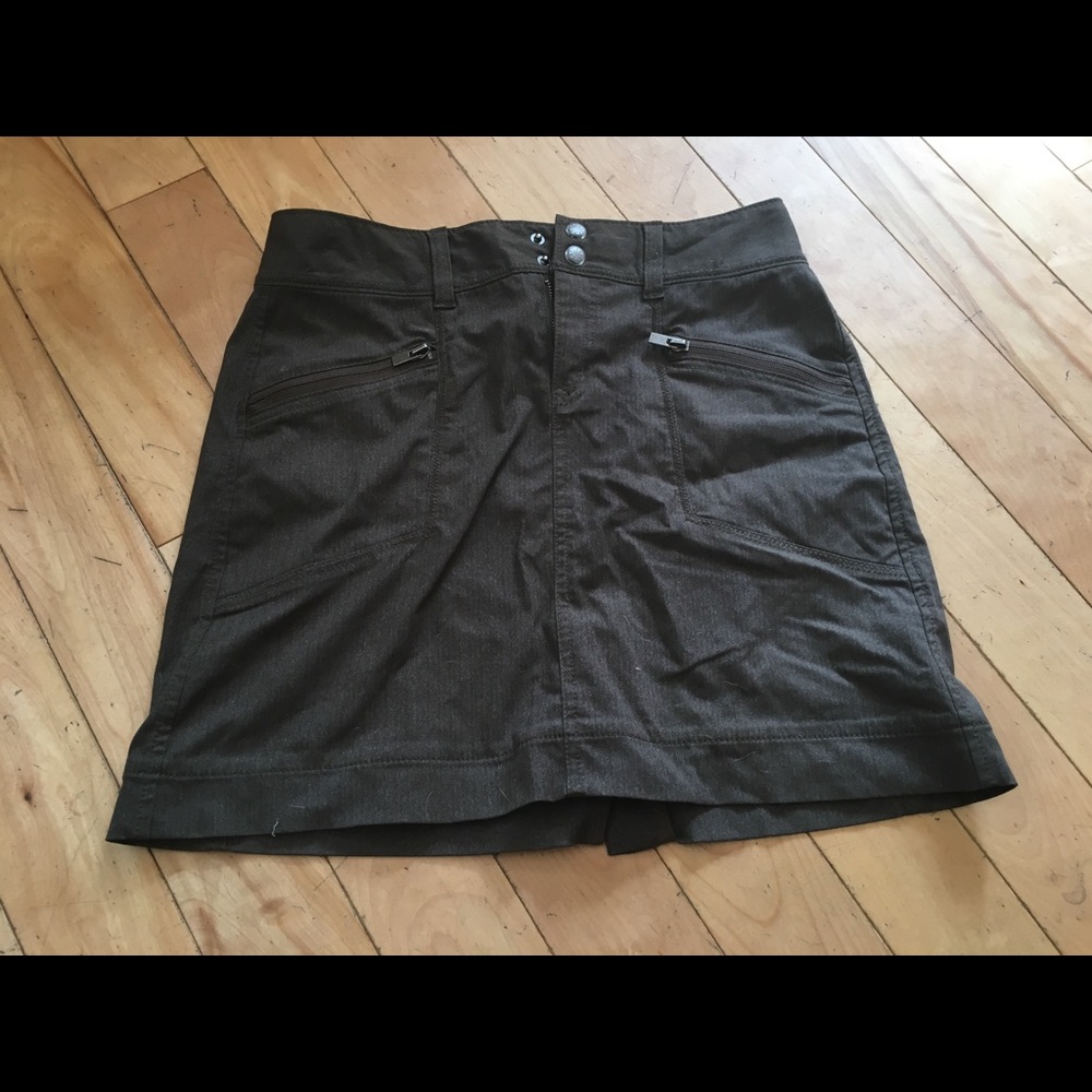 Athlete mini skirt